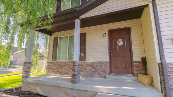 Concrete Porch Installation in Moses Lake