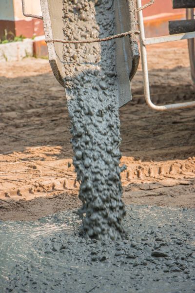 Patio Extension Pouring in Moses Lake